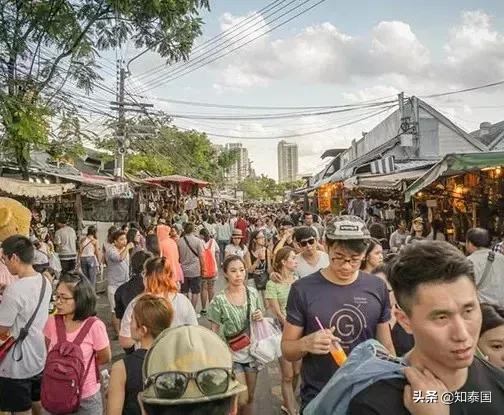 中国人到泰国玩一趟，花多少钱算穷游，多少钱算壕油？