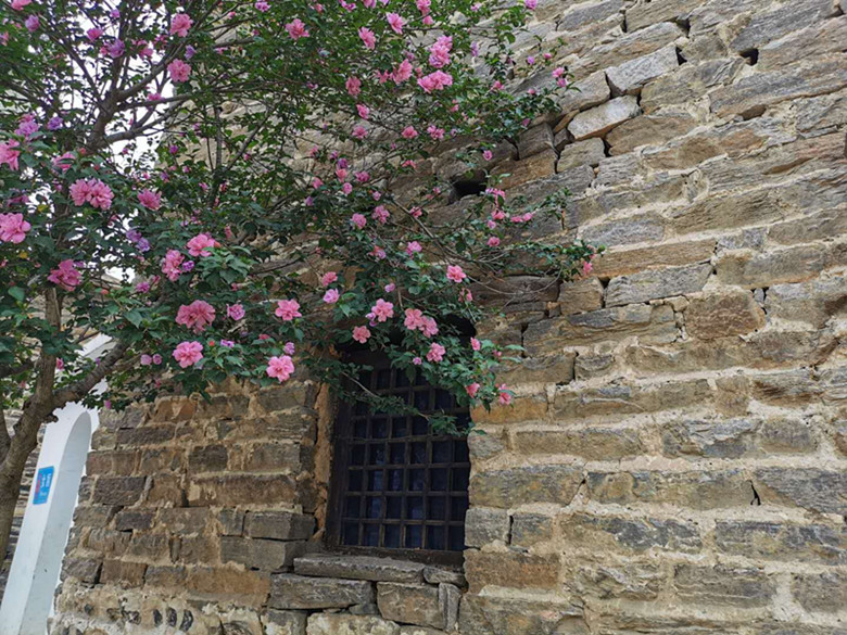 隐藏在大山的民宿酒店,最便宜的民宿客栈价格