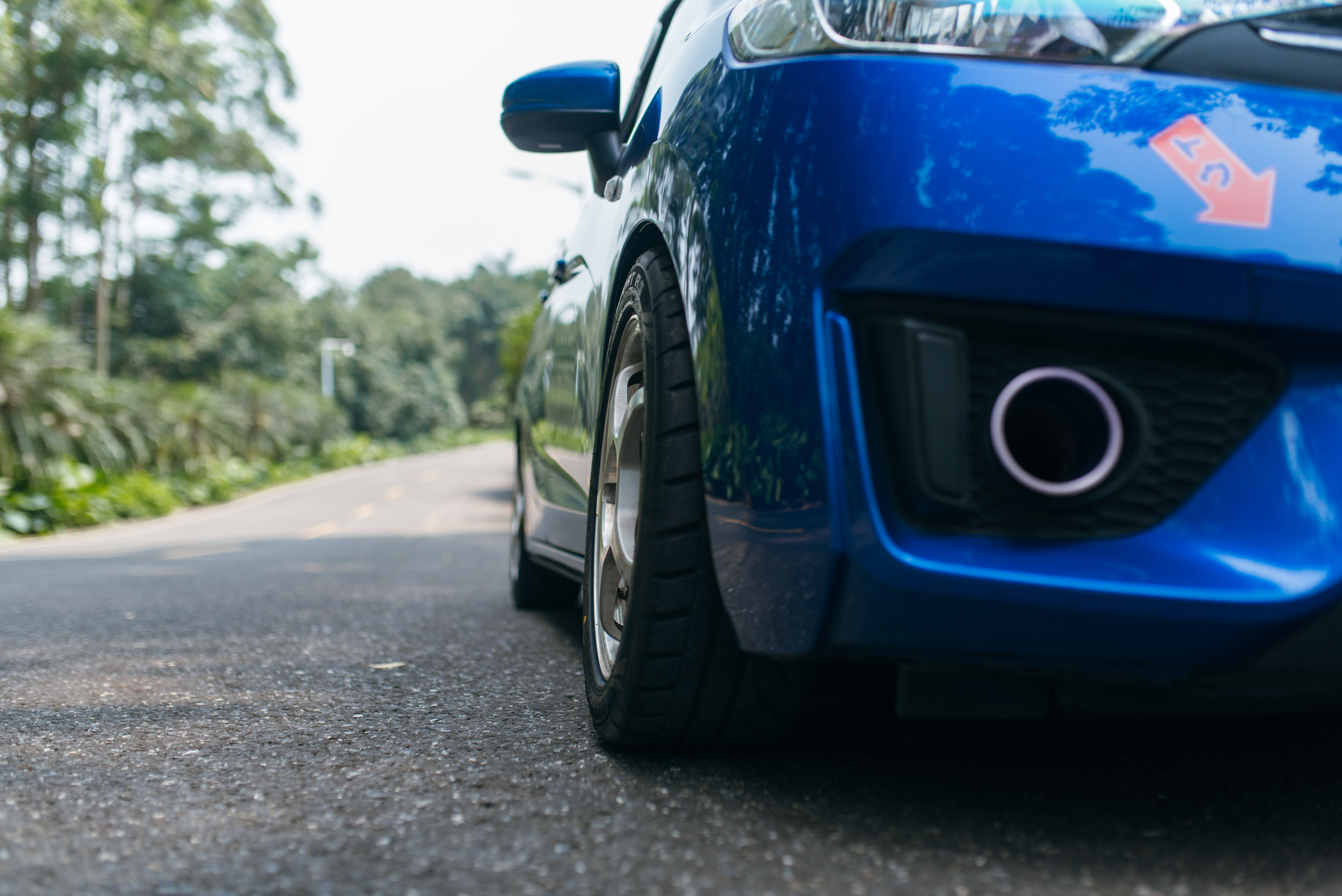 本田飞度适合男孩子开吗,本田飞度适合家庭用车吗