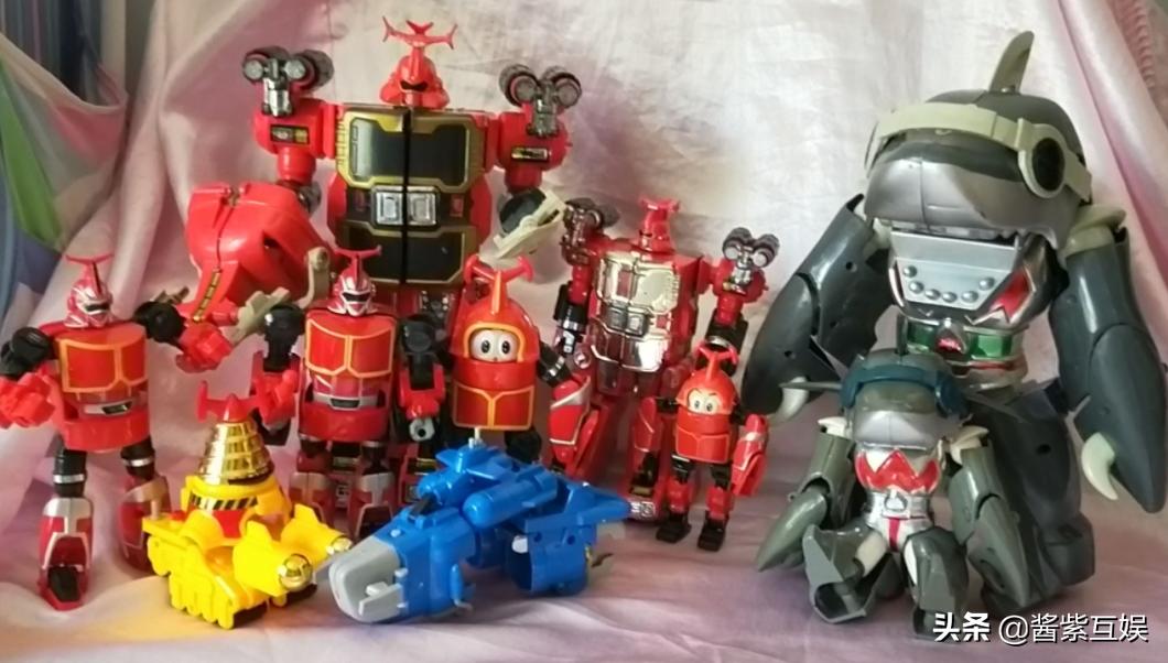 童年动画片里的玩具,童年动画片有哪些好玩的玩具