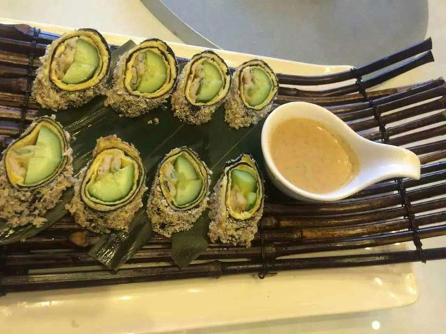 5888元一桌酒席视频,800一桌菜贵不贵