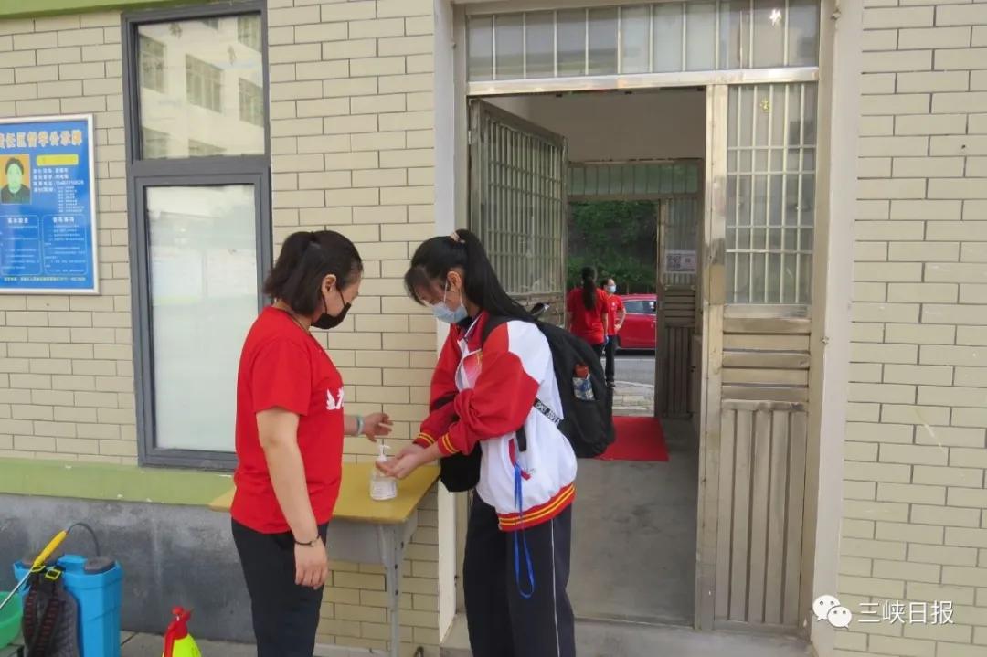 宜昌初中学生总人数,2023年宜昌市初三学生有多少人