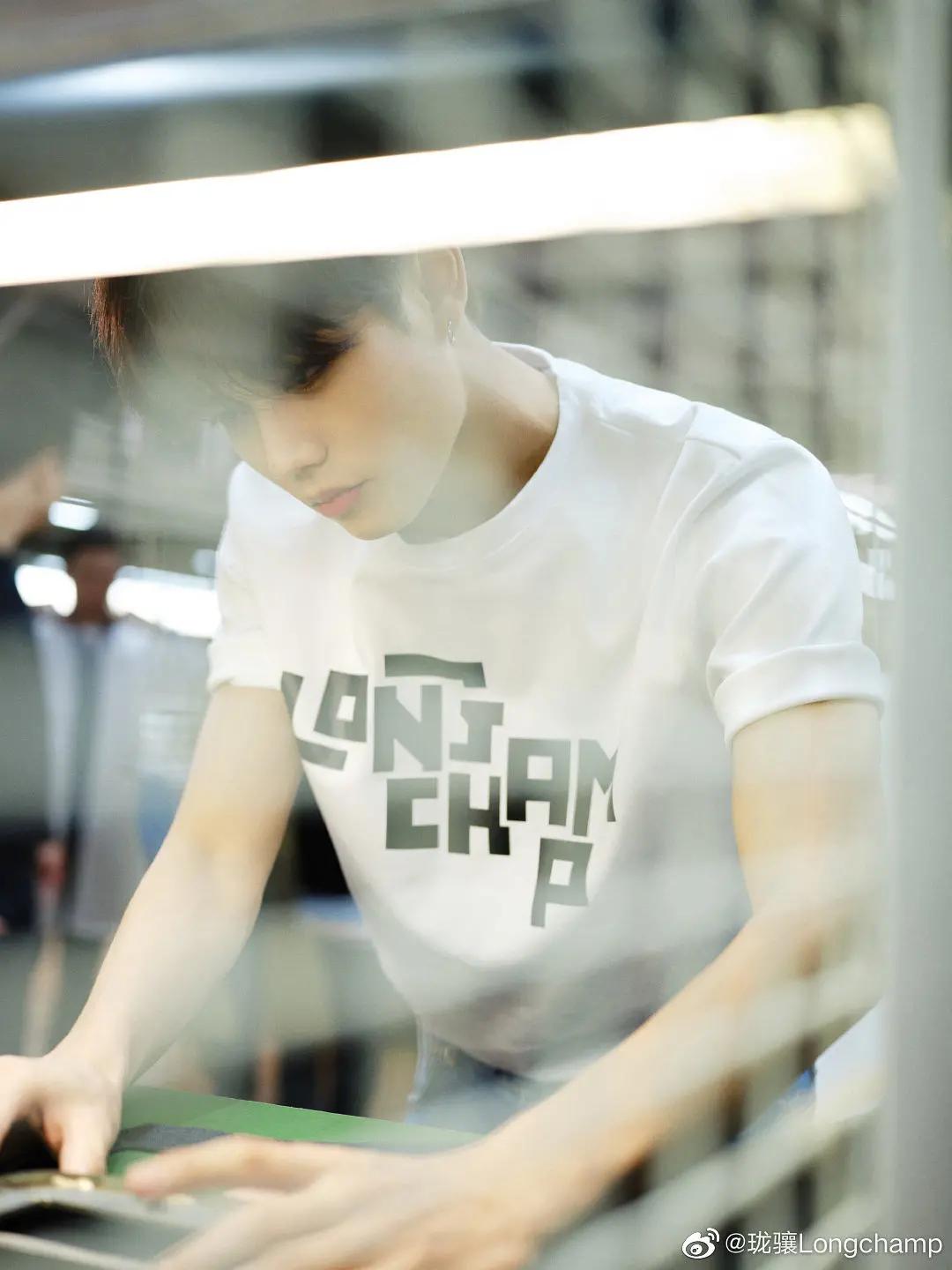 鏋楀溅淇妉ongchamp鐝戦涓婃捣,鏋楀溅淇妉ongchamp鍖呭寘