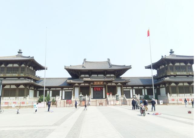 舍利塔滩地公园附近有什么玩的,沈阳舍利塔公园旅游