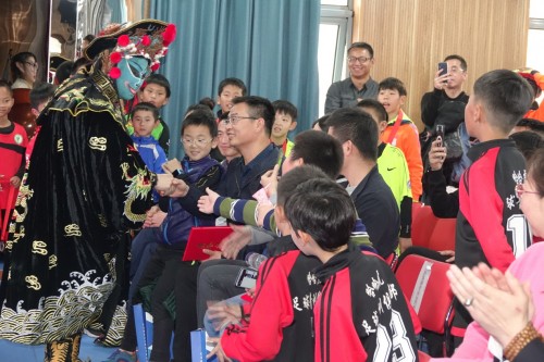 热烈祝贺此次盛会完满成功,祝贺大赛圆满结束