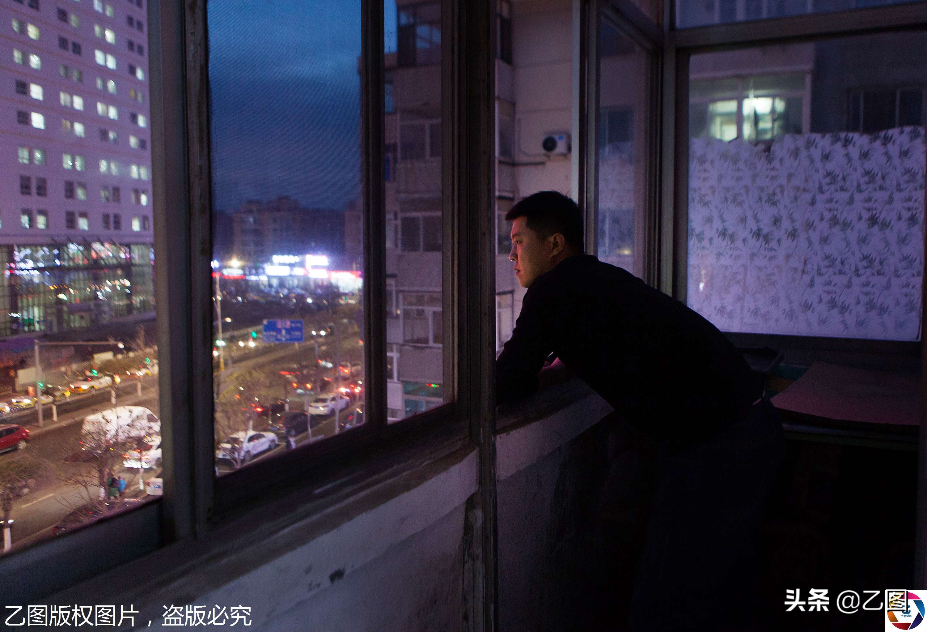 沈阳男童跳街舞视频,13岁男孩跳街舞获得冠军