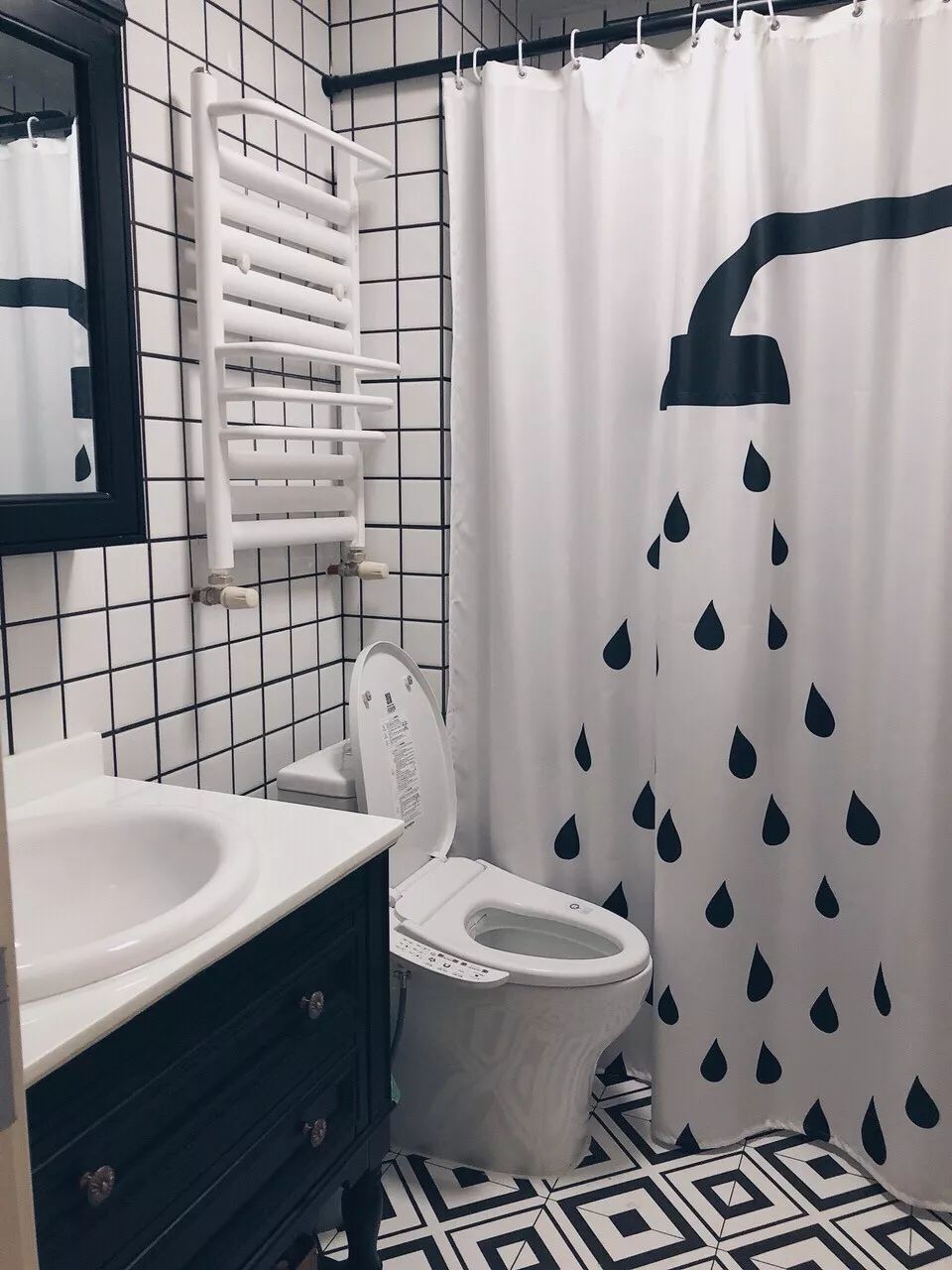 卫生间小毛巾架用哪种,卫生间打孔挂毛巾架会影响防水吗