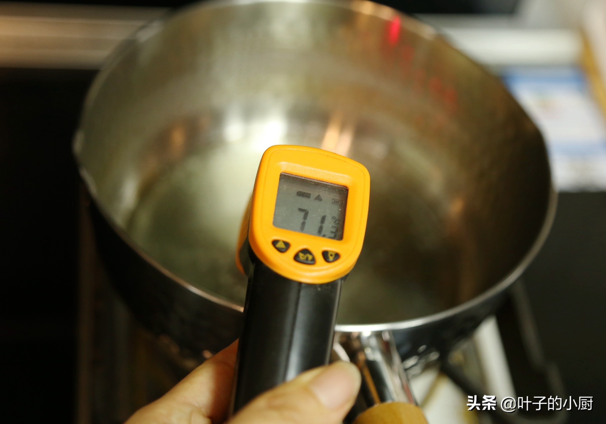 超级简单的蛋糕一学就会只用烤箱,又软又好吃的蛋糕配方