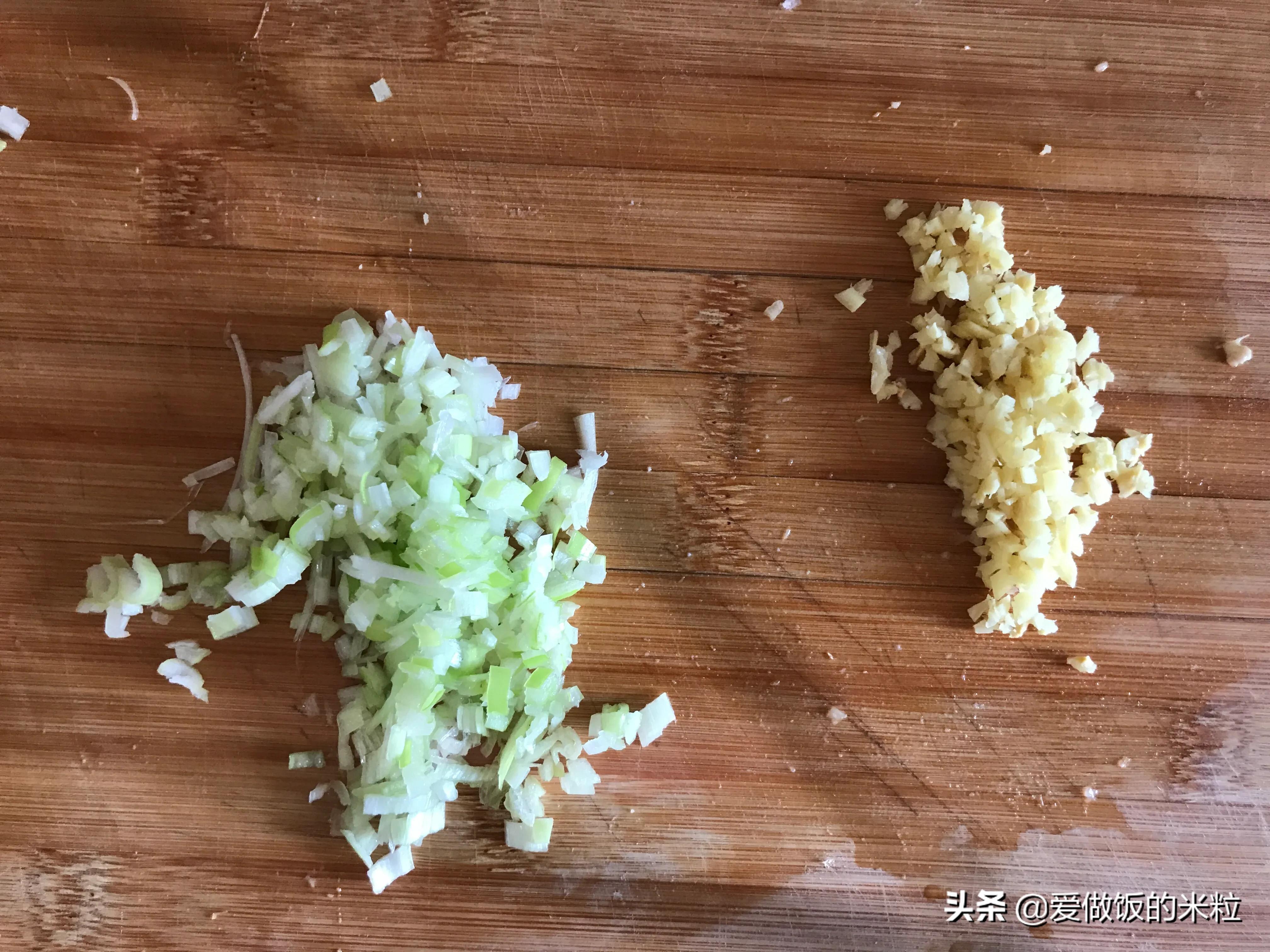 薄皮蒸饺的做法和发面全过程,薄皮流汁发面蒸饺