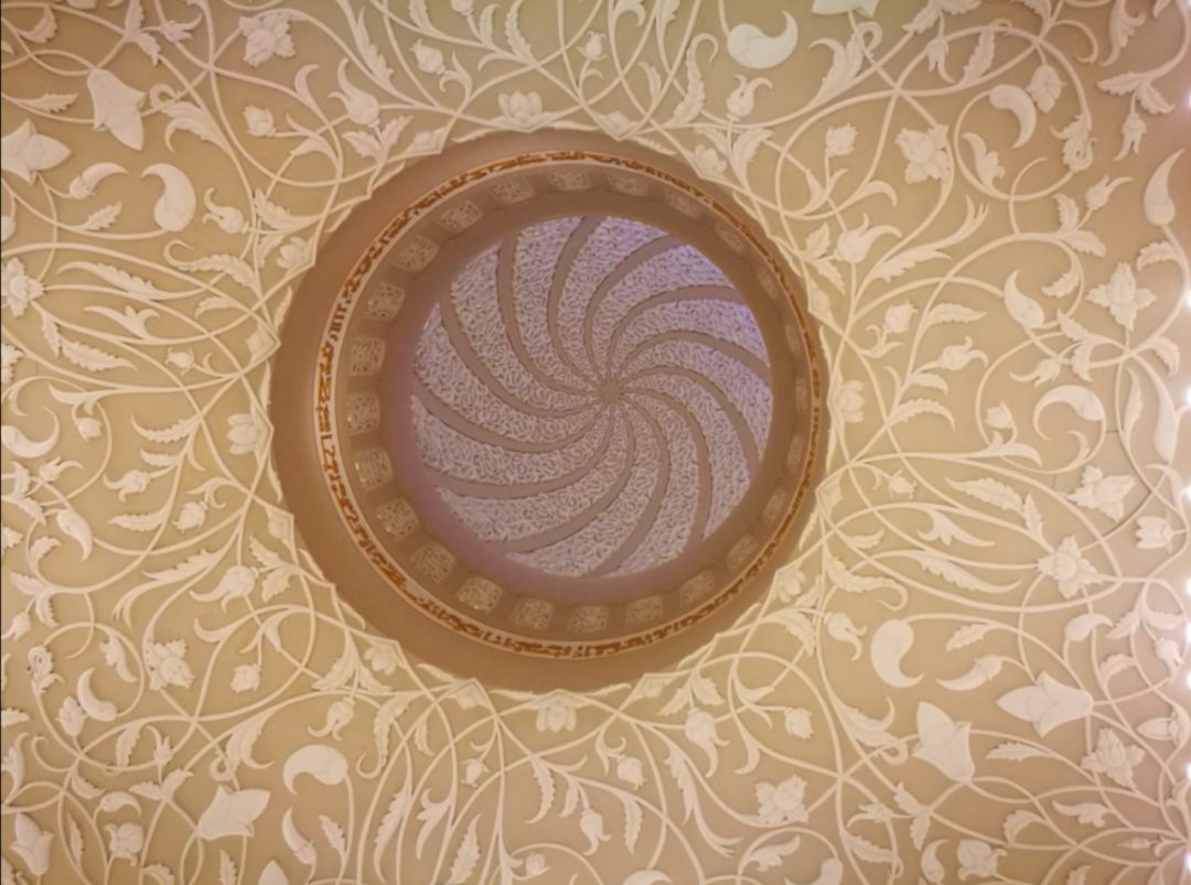 神秘的迪拜奢侈品,迪拜世界顶级奢侈品店