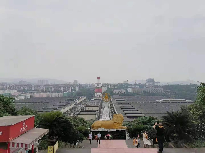 “名酒+名烟”的生动实践——兰州同利公司五粮液文化之旅侧记