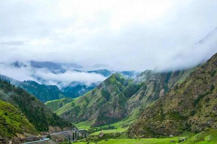 适合夏天去旅游的自驾路线,适合夏季的自驾游路线推荐