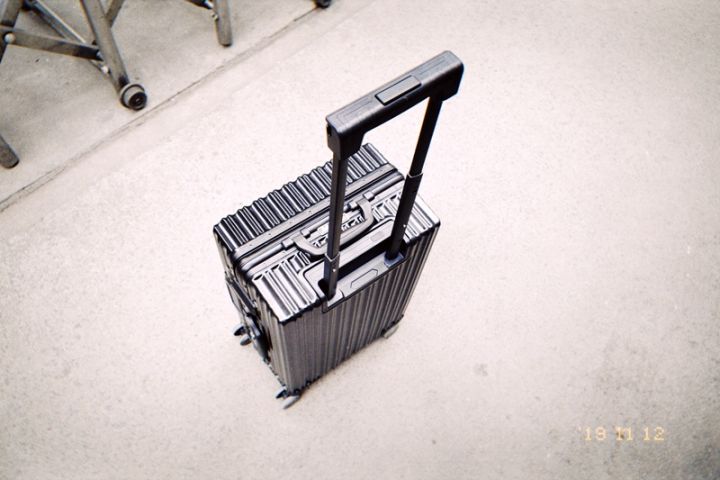 轻便美旅行李箱,好用价格不贵的指纹解锁行李箱