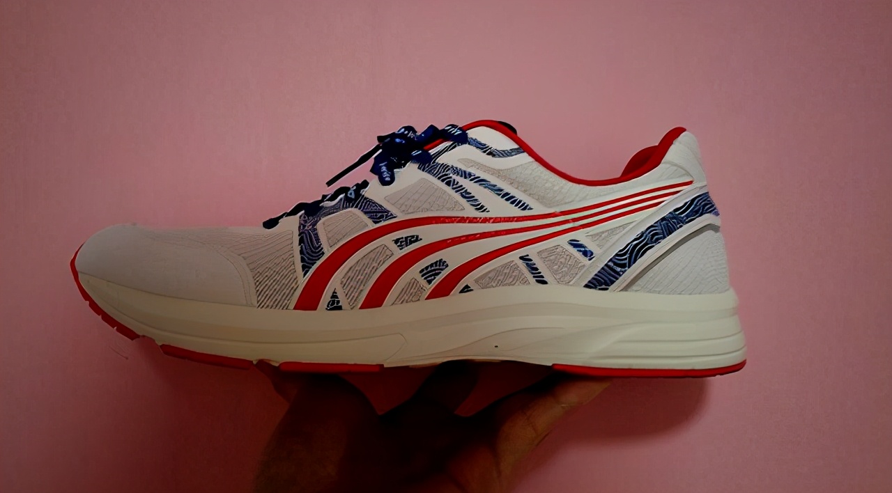 国产跑鞋性价比最高是哪款,特步跑鞋国产入门跑鞋最佳推荐