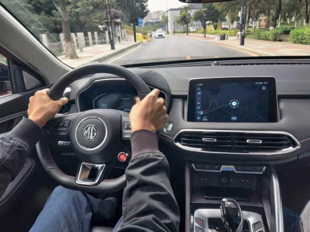 mg领航1.5t试驾燃动豪华版,mg领航2.0t马力实测