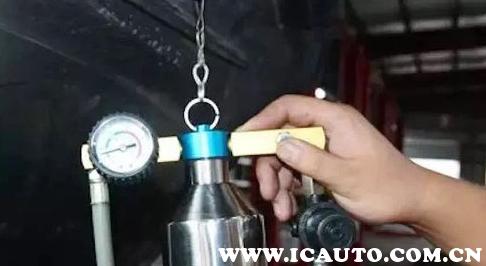 汽车喷油嘴如何清洗要通电吗,汽车喷油嘴清洗方法视频