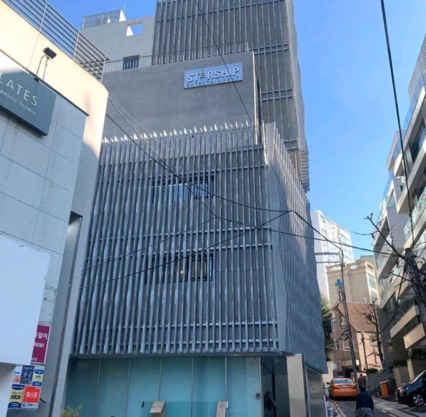 韩国男爱豆性侵队友被判刑,韩国爱豆猥亵队友被判缓刑