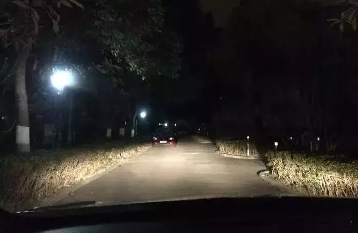 想改个车灯不知道改什么车灯好,想改但是不知改什么