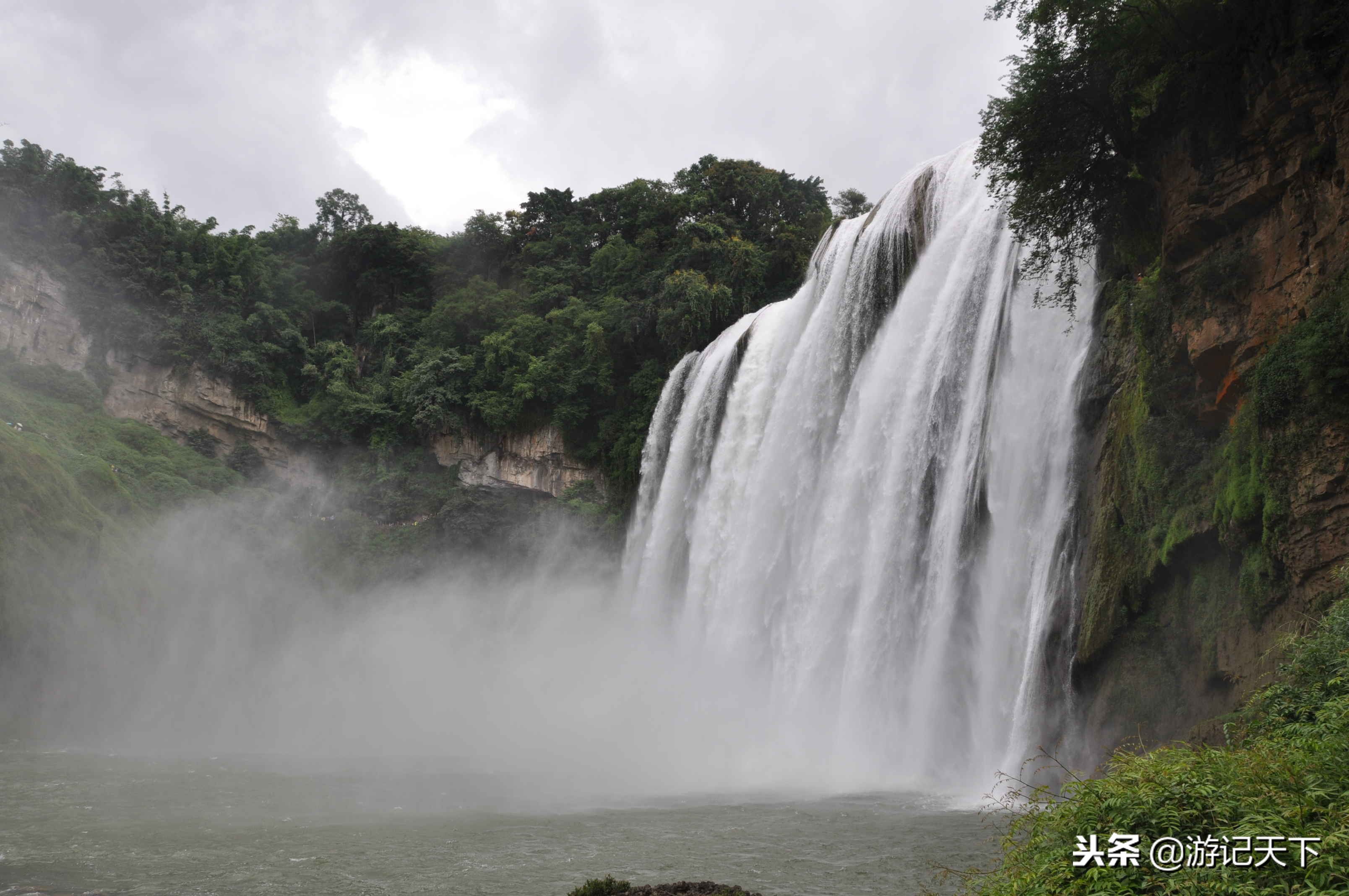 亚洲第一瀑——黄果树大瀑布