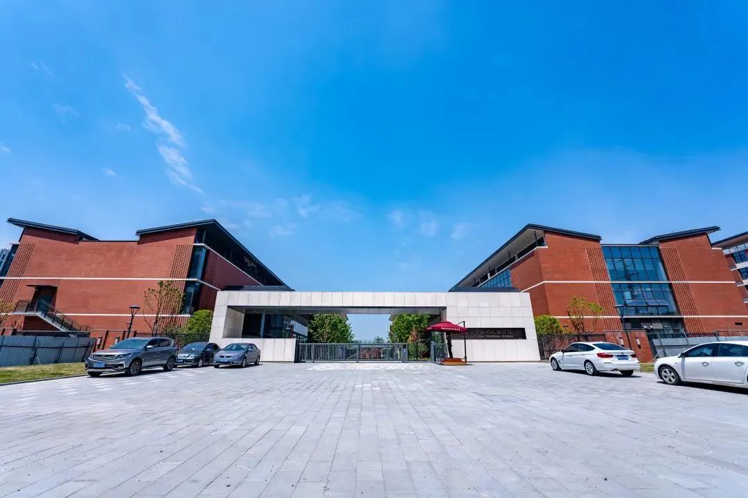 万达综合体、洋溪保利文化城签约,985高校大惠山迎来新发展