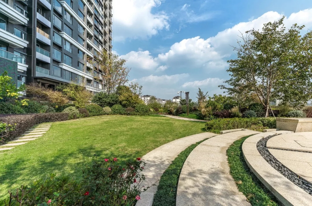 「泛亚出品」面向天空谋划未来TOD上盖的秘境花园