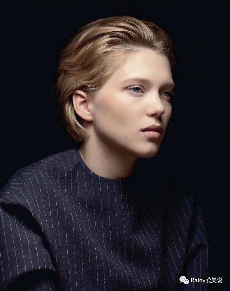 牙缝大、脸盘方,这位“法兰西玫瑰”是怎么美出了自己的特色?