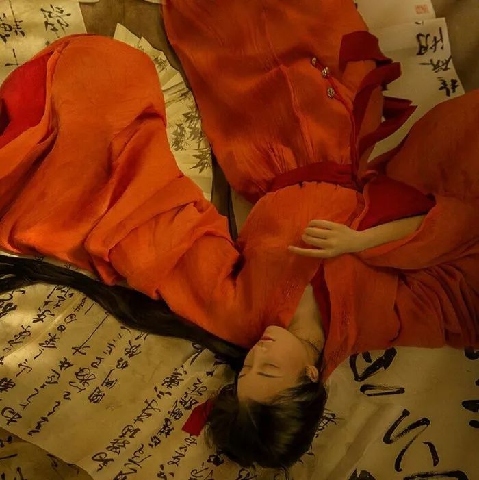 不染世俗的古风女头真人,有意境古风女头真人版