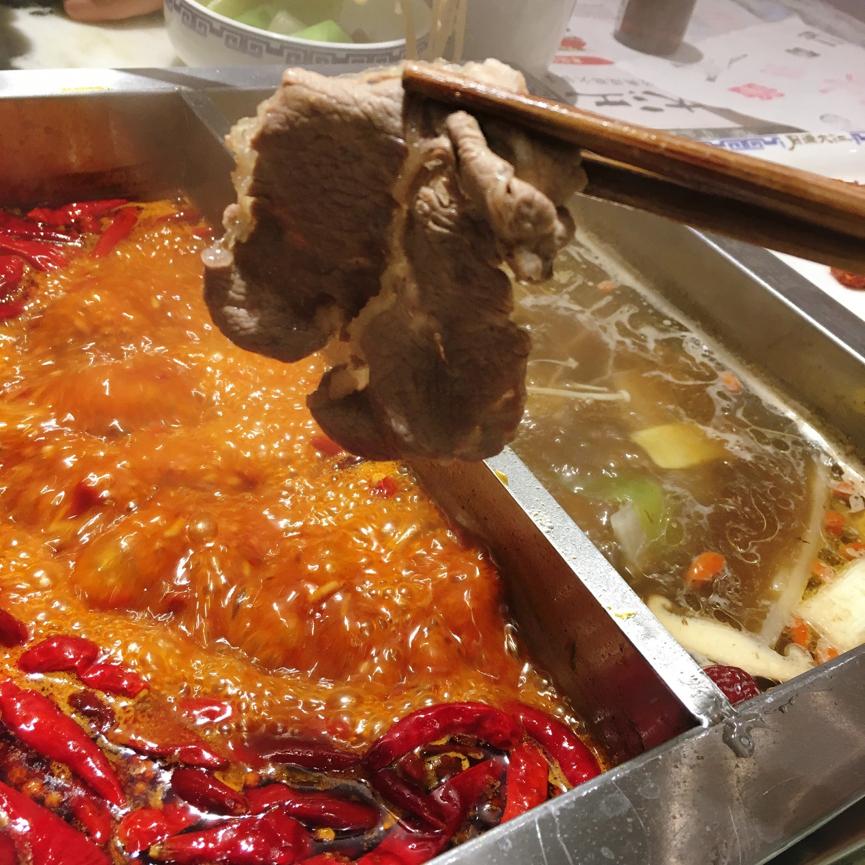 一边写一边流口水,红谷滩这些店可要好好的啊,脱下口罩我就来