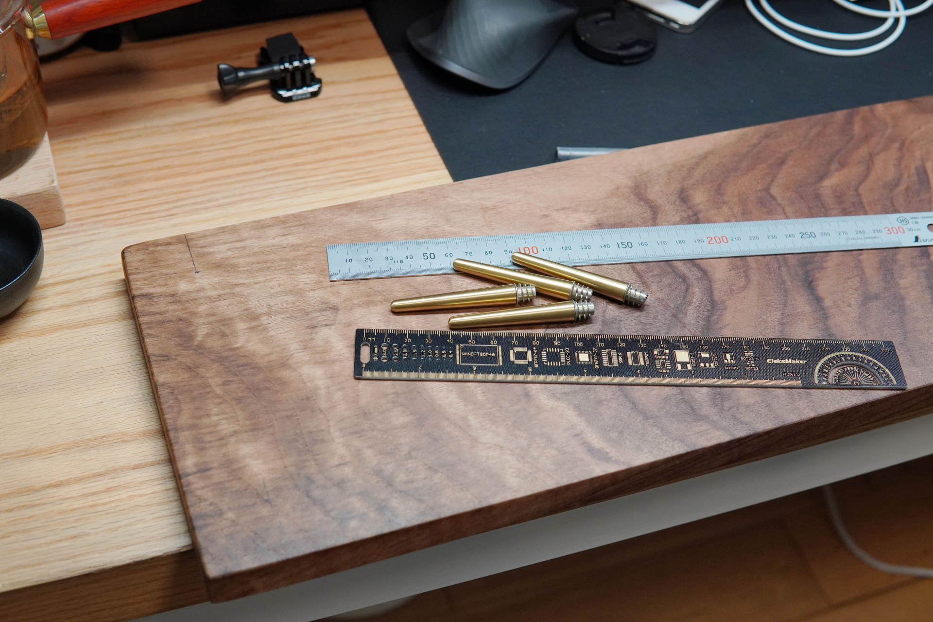 自制电脑显示器增高架,显示器增高架有必要吗