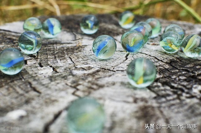 半夜房子异响怎么解,新房有怪响原因是个谜