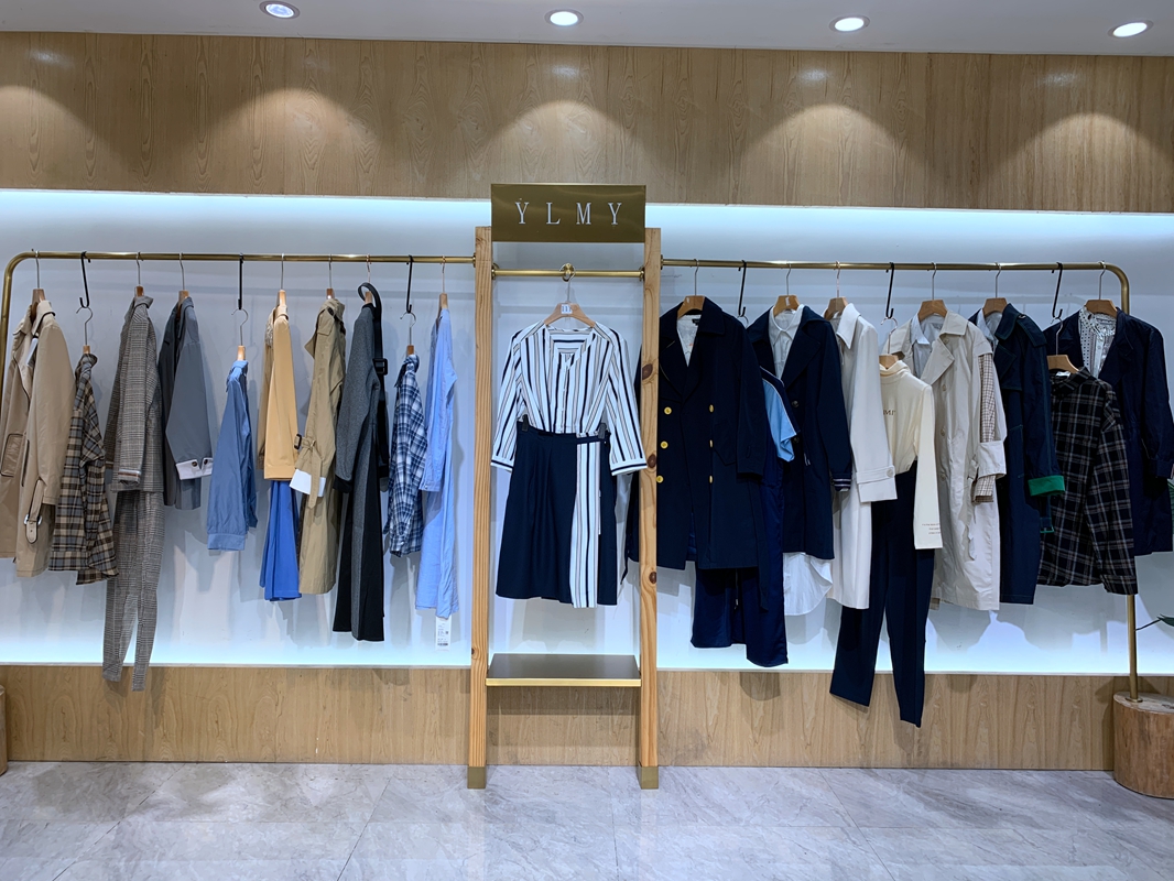 ihimi鍝佺墝鏈嶉グ,鍝佺墝濂宠瀹樻柟姝ｅ搧濂楄娌櫁渚濈編