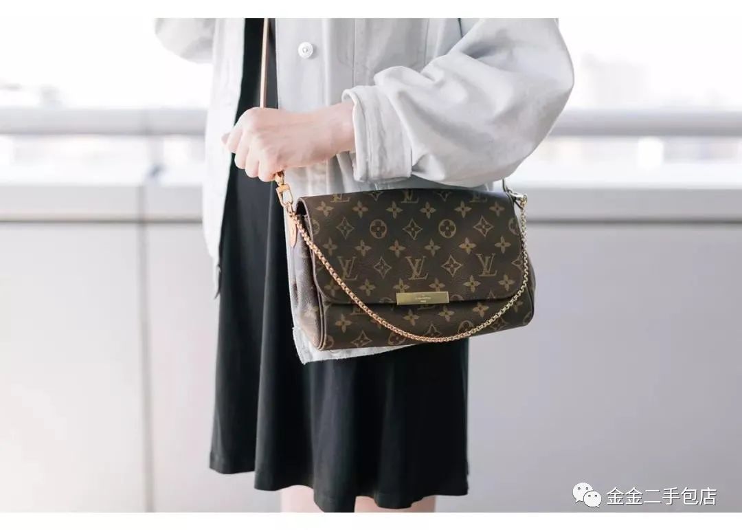 lv包包棋盘格什么色好看,lv最好看的百搭包包