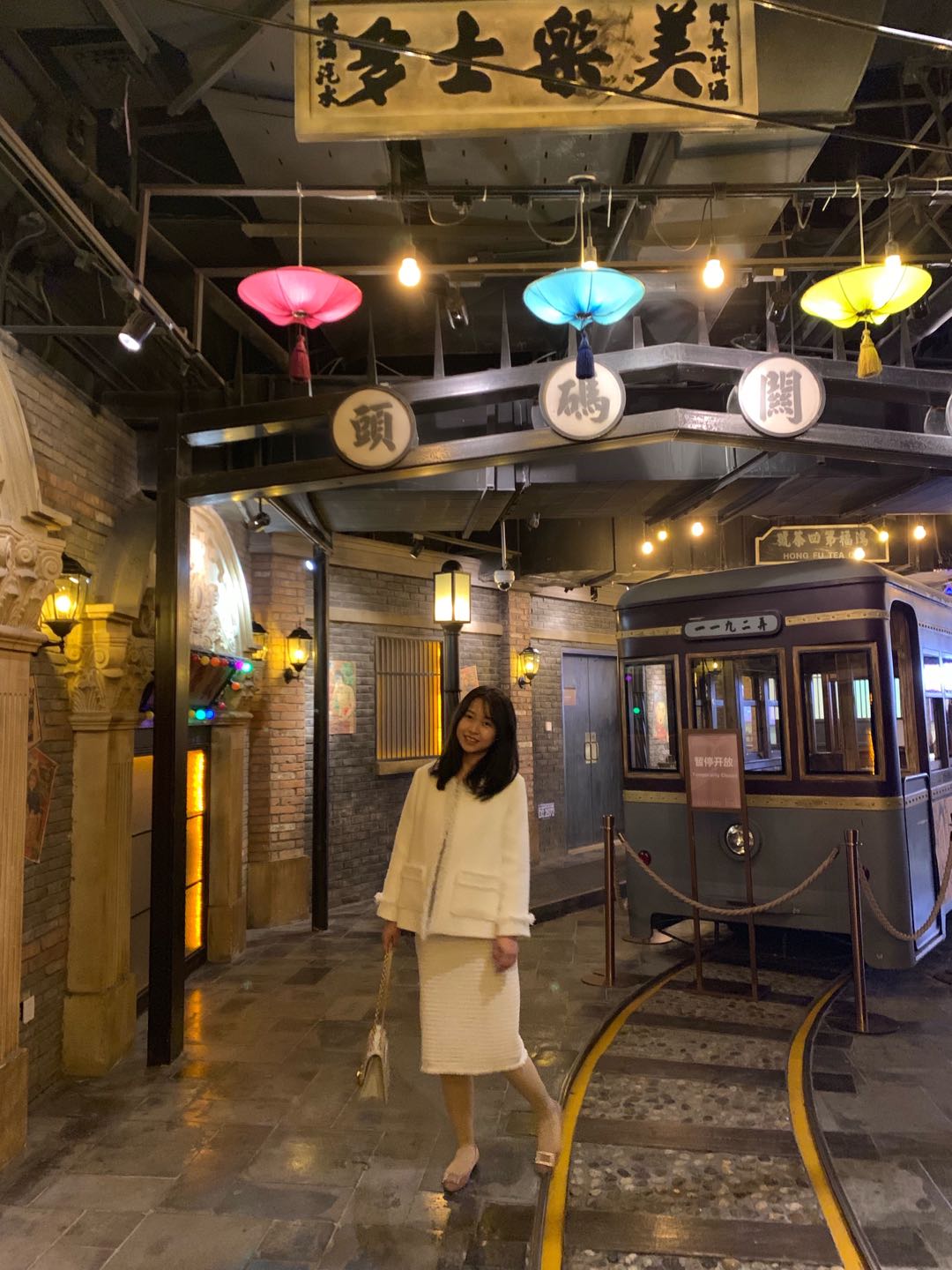 入职场的第一个包轻奢,初入职场的第一个包包