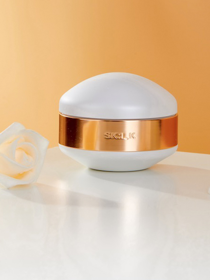 坚持用面霜会变白吗,坚持使用面霜出油会变少吗