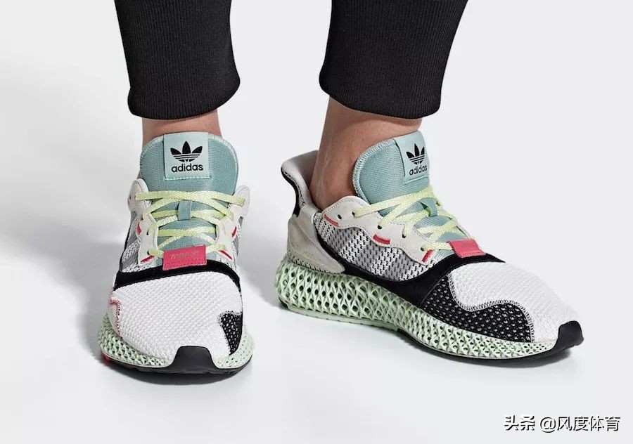 朱一龙惊艳神图氛围感,朱一龙之前春晚的全白色服装图文