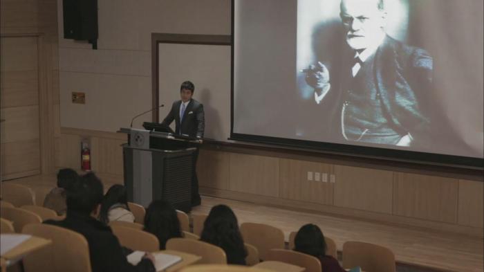 心理医生给人催眠,心理大师催眠患者