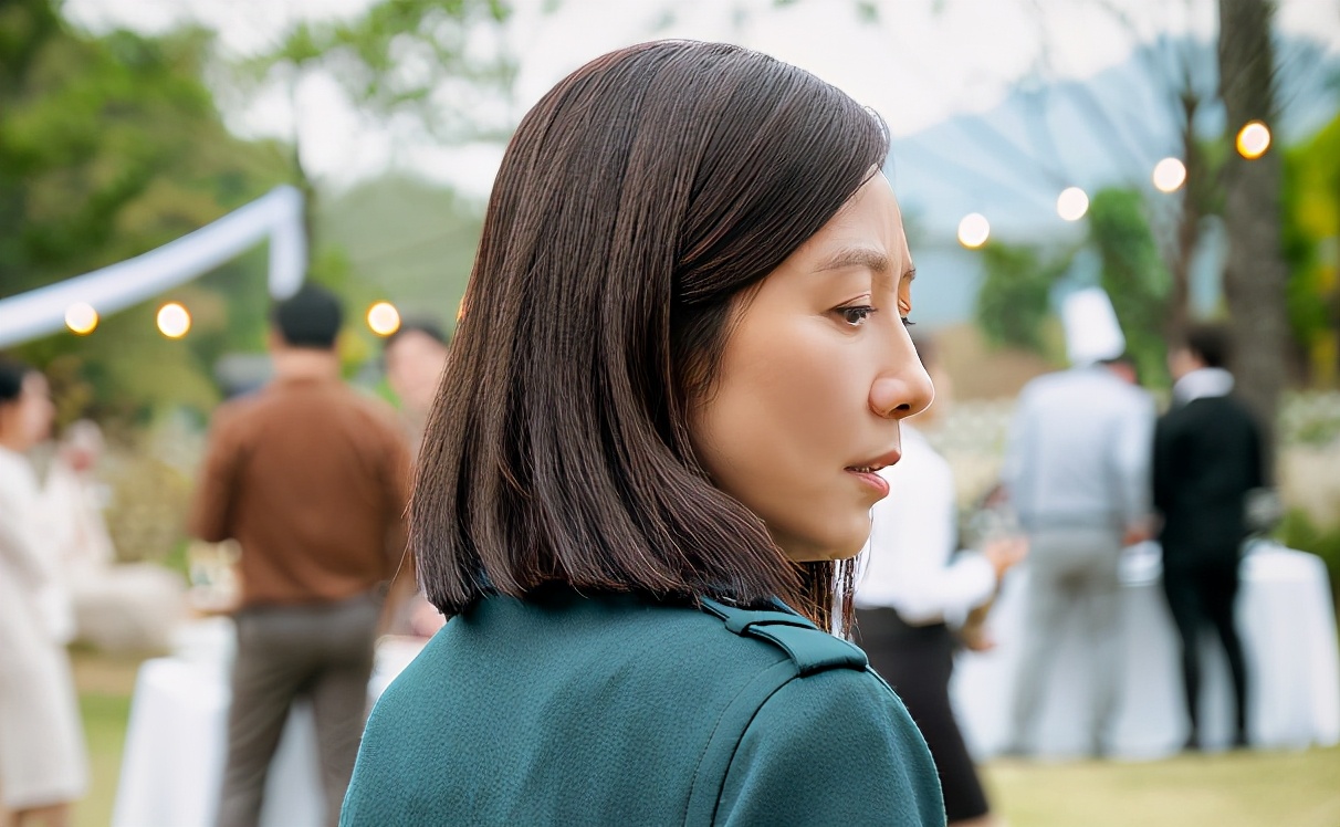 离婚单亲妈妈怎样才可以自立户口,离婚后的我应该如何选择再婚