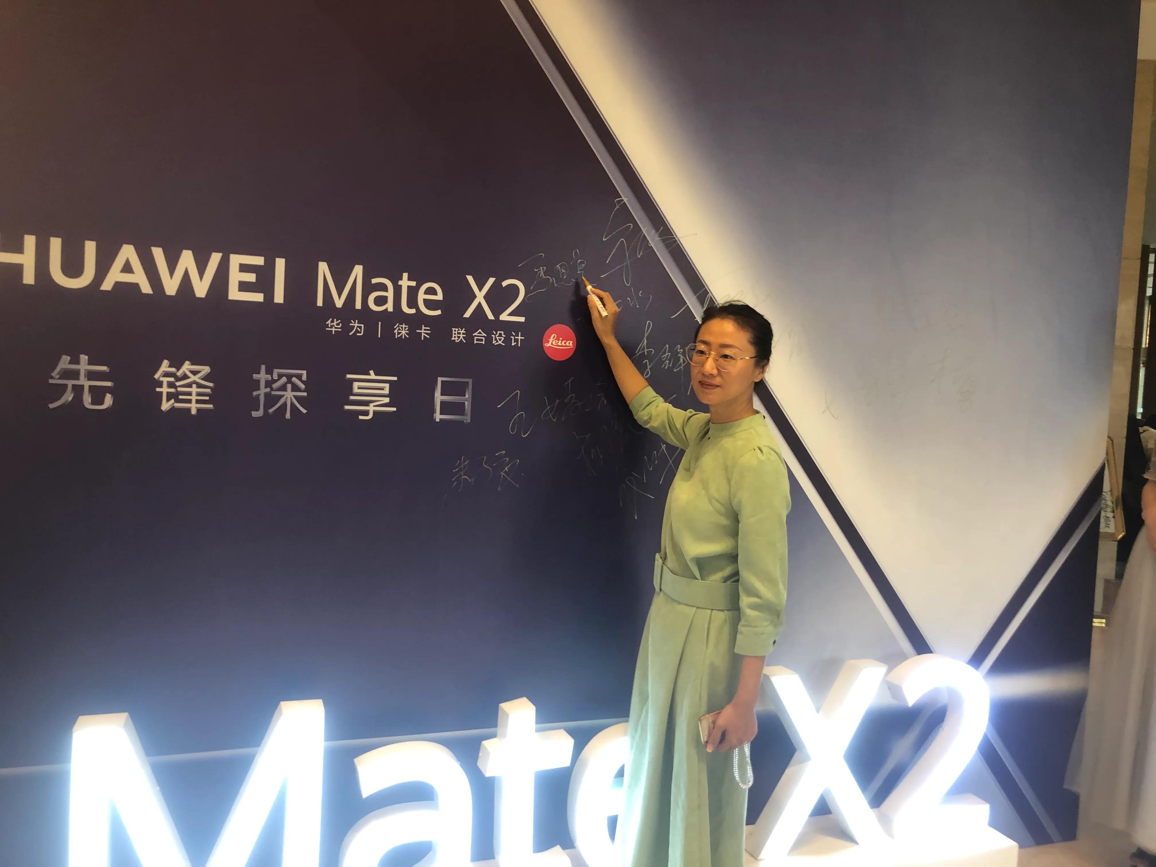 大连珠宝玉石协会秘书长,大连市玉石协会