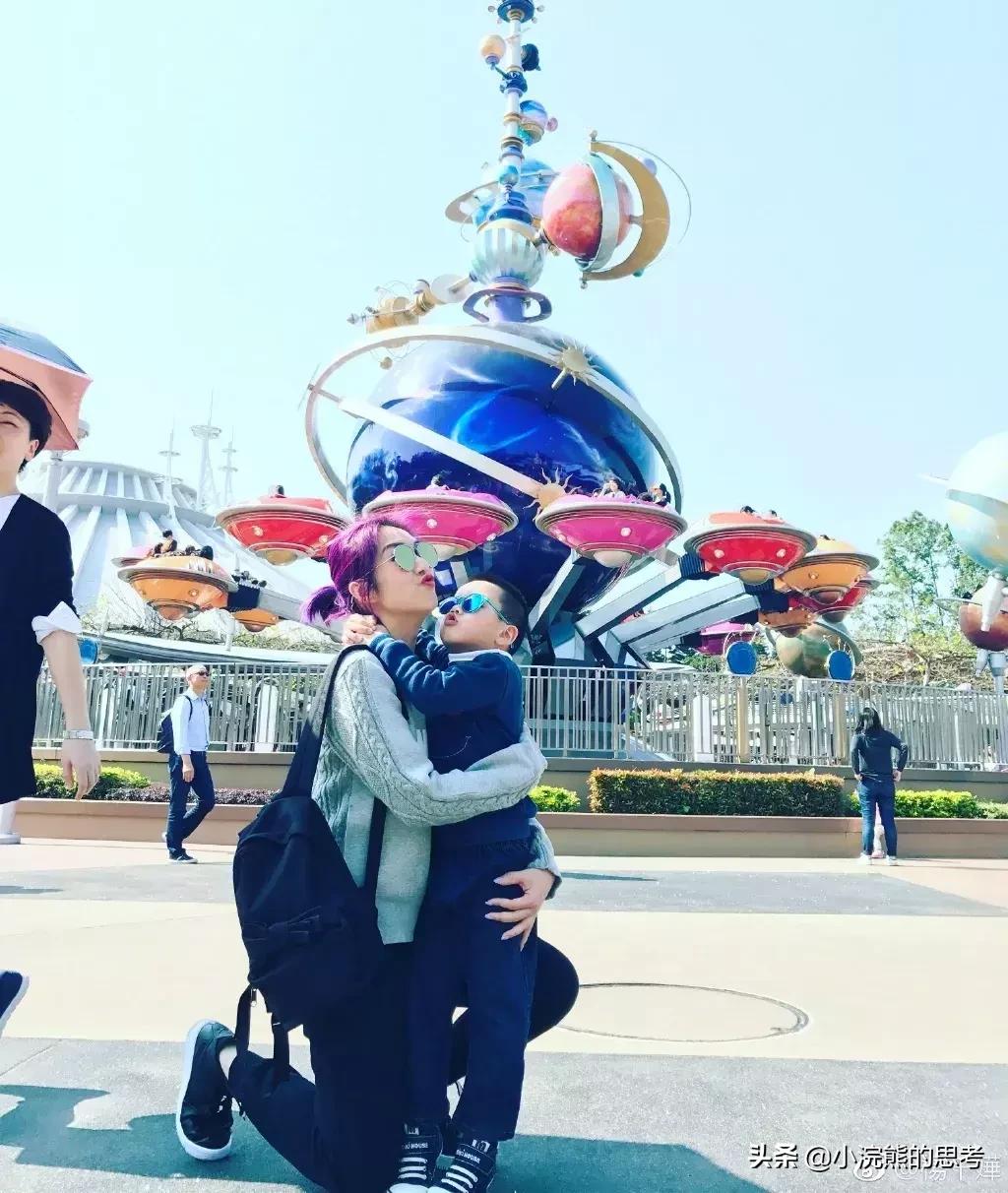 45岁杨千嬅图片大全,杨千嬅49岁