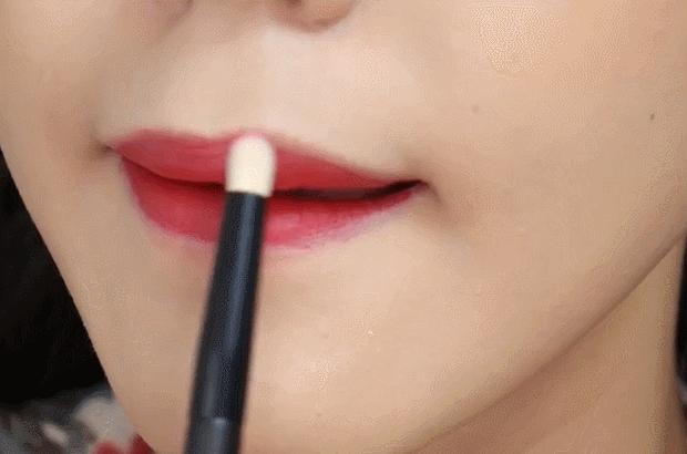 这些错误涂口红的方法，你踩雷了吗？一篇教你学会正确涂口红