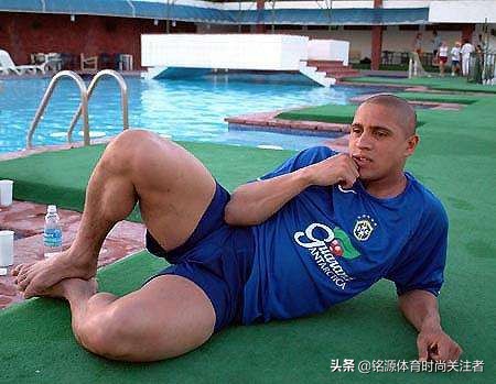 大力轰门精彩视频,大力远射最好的球星