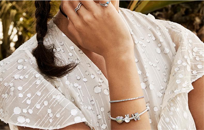 不同手型搭配手链,手链怎么选择显气质