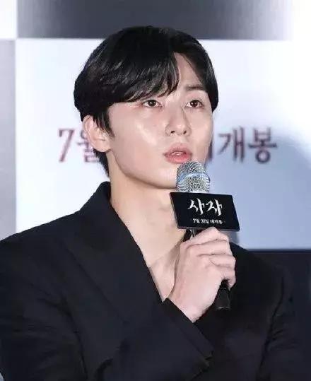 泫雅素颜,泫雅素颜照片