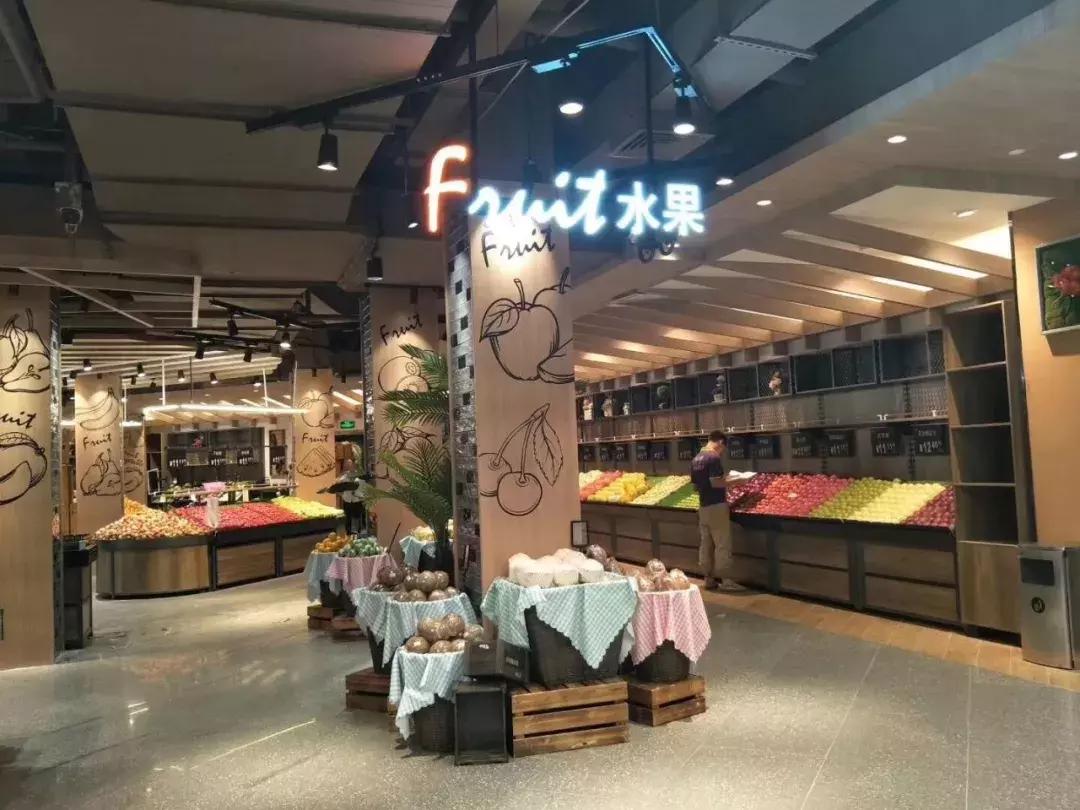 超市五一主题陈列,五一节超市入口创意陈列