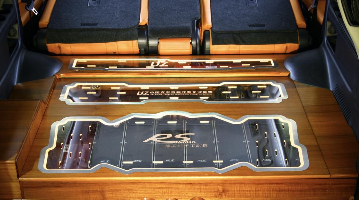 雷克萨斯巨无霸,雷克萨斯570巅峰特别版音响