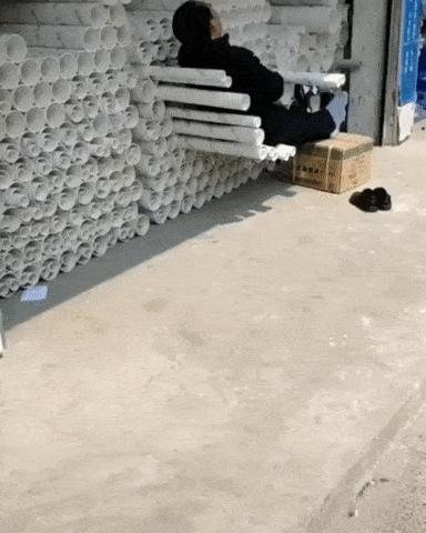 网上买的连衣裙到货了，店家连夜打电话跪求删除好评照片太尴尬了