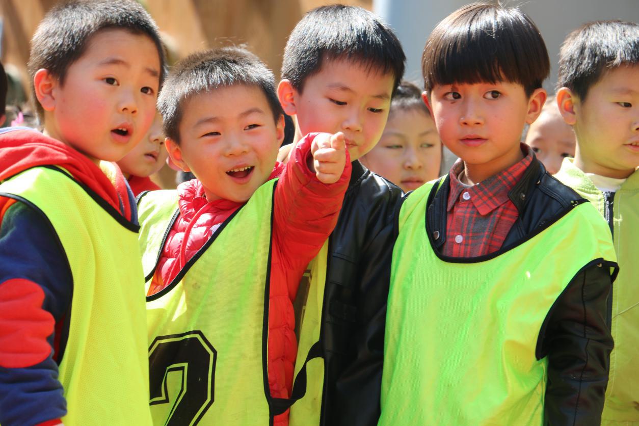 如何推广县城足球,幼儿园开展足球运动政策