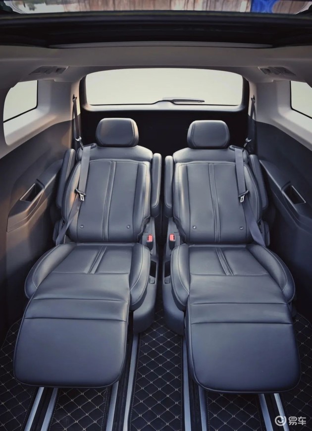 五菱凯捷2.0ldht奢享款评测,大空间五菱七座