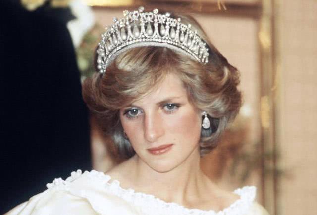 被丈夫嫌弃抛弃的女人,被丈夫嫌弃的老婆