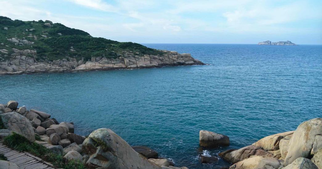 中国版圣托里尼,就在南麂岛!住一次悬崖洞穴酒店